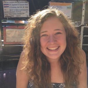 Meet your Posher, Olivia